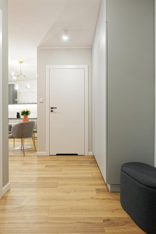 Apartament Prestige /Miejsce Parkingowe Poznań Exteriör bild
