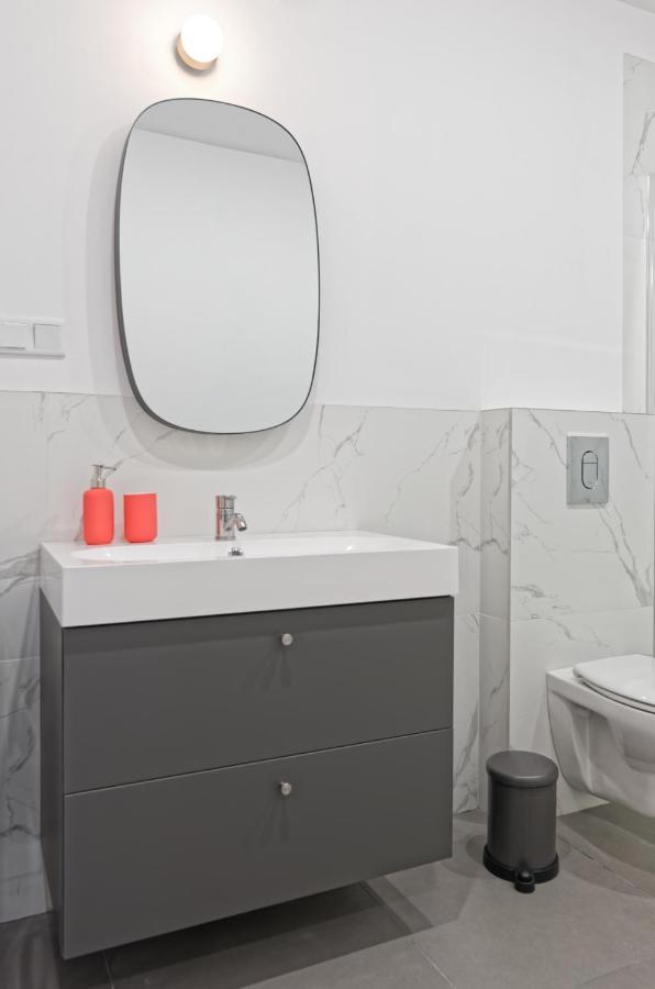 Apartament Prestige /Miejsce Parkingowe Poznań Exteriör bild