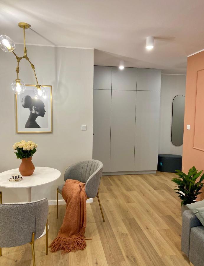 Apartament Prestige /Miejsce Parkingowe Poznań Exteriör bild