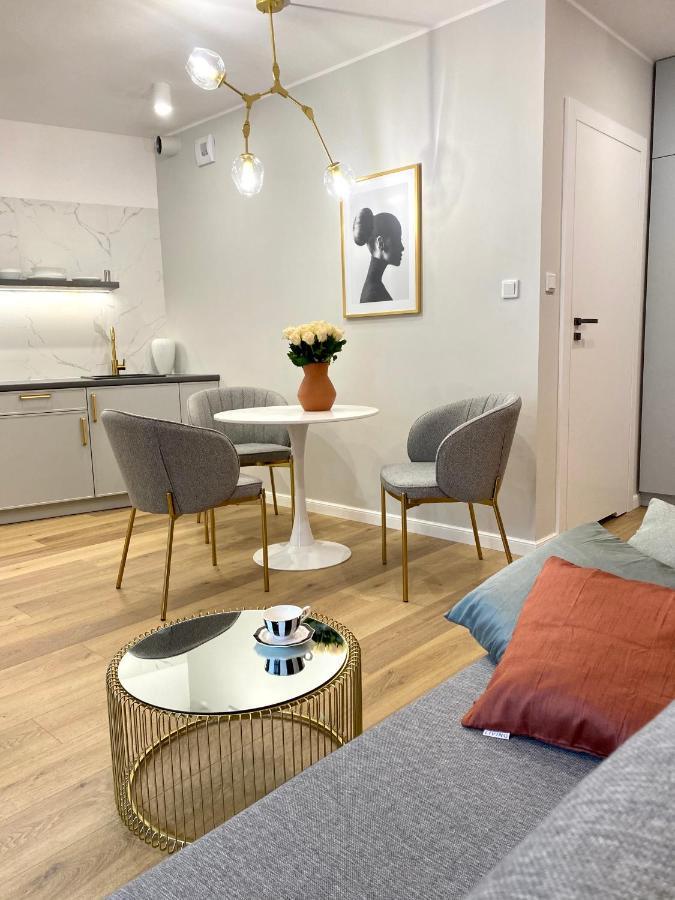 Apartament Prestige /Miejsce Parkingowe Poznań Exteriör bild